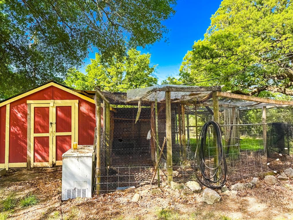 120 Fcr 296, Oakwood, Texas image 22