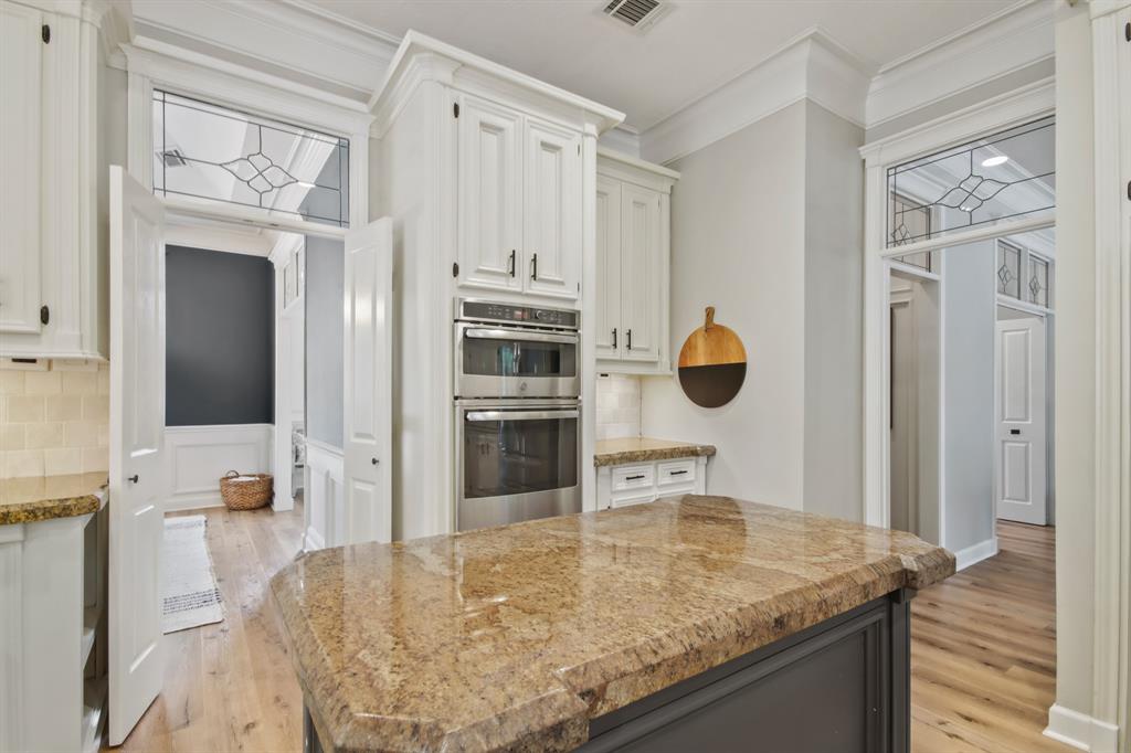 1814 Seven Maples Drive, Kingwood, Texas image 10