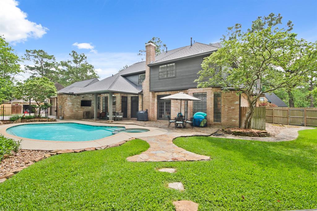 1814 Seven Maples Drive, Kingwood, Texas image 39