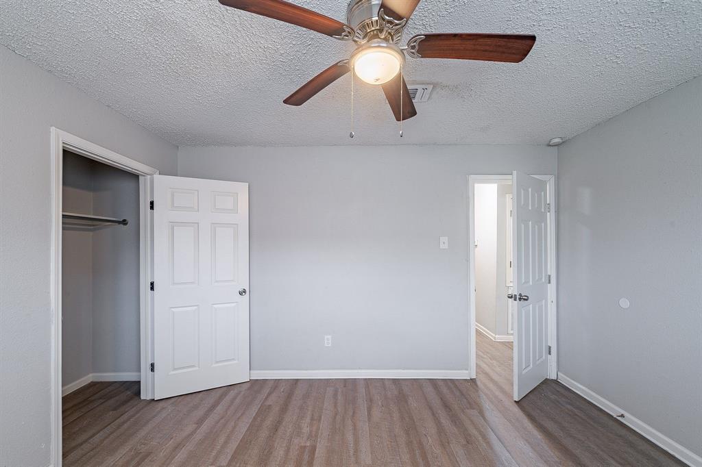11511 Lockgate Lane, Houston, Texas image 13