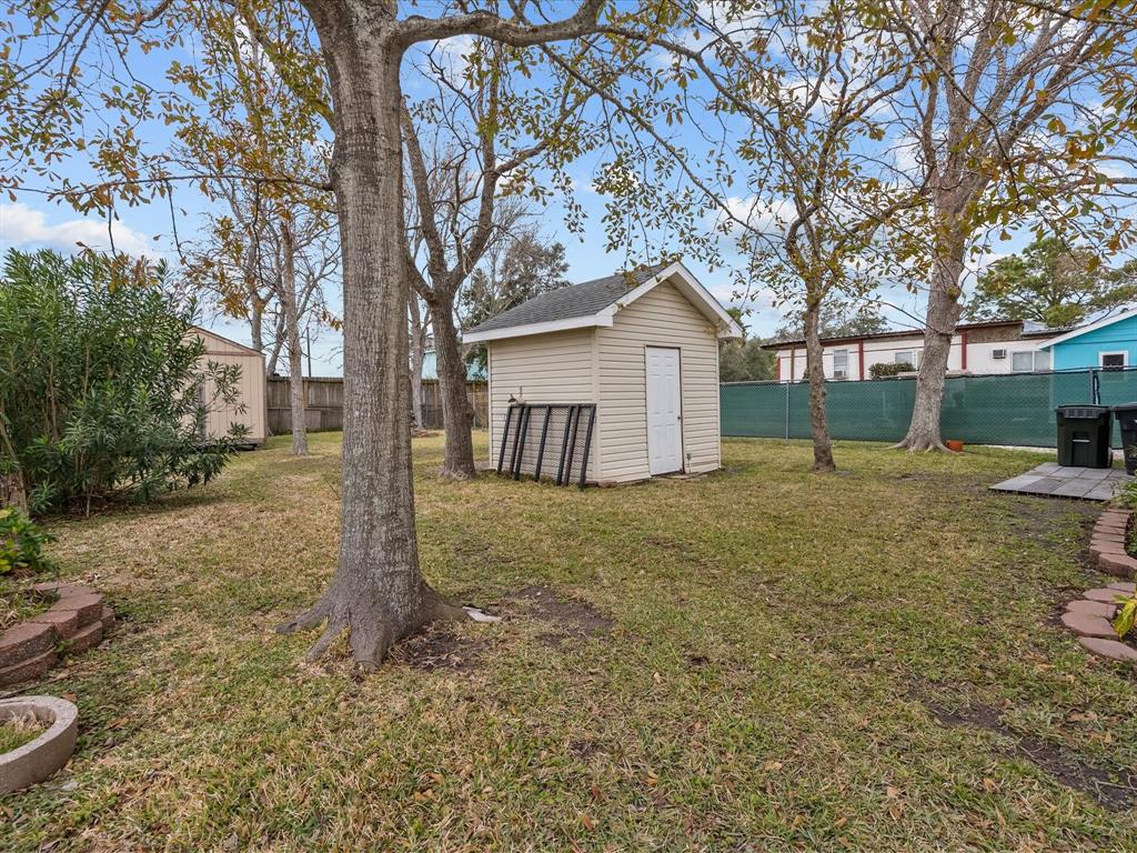 126 20th Street, San Leon, Texas image 36