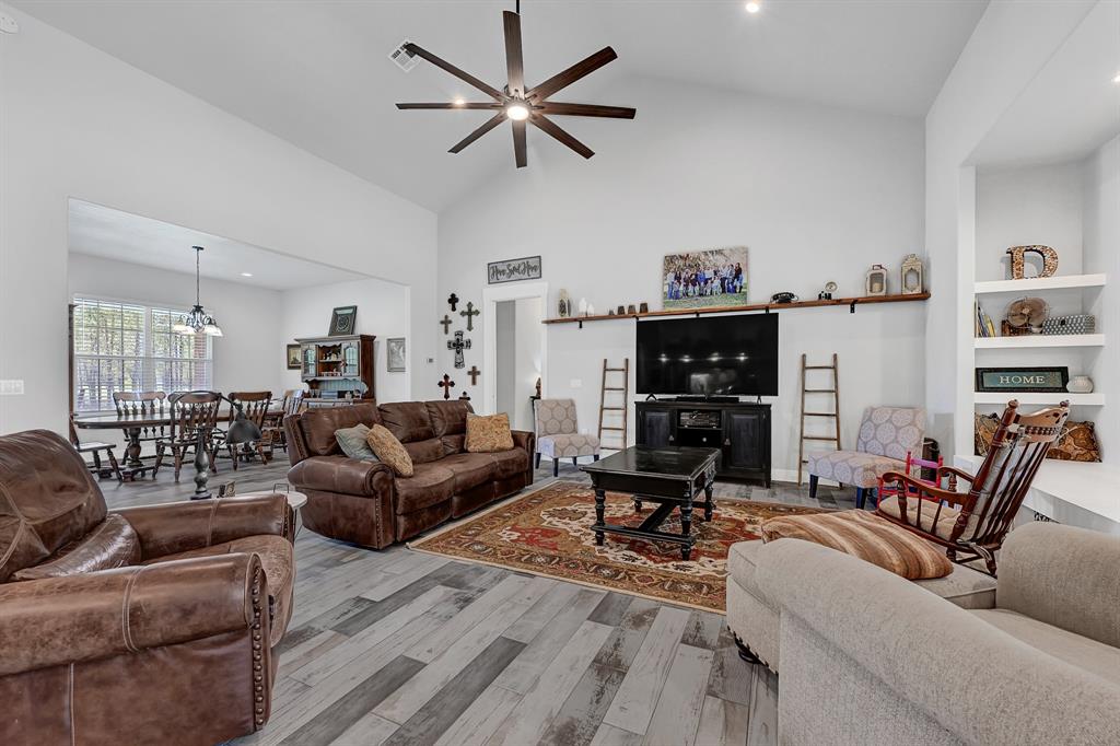 1022 Fm 1696 Road, Huntsville, Texas image 10