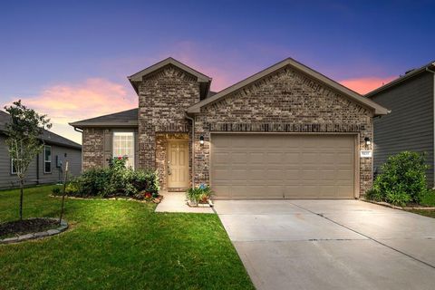 Single Family Residence in Katy TX 5835 Prairie Chapel Road.jpg