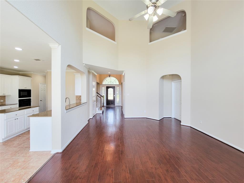16007 Berkshire Manor Lane, Houston, Texas image 11