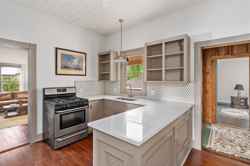 806 E Main Street, Bellville, Texas image 10