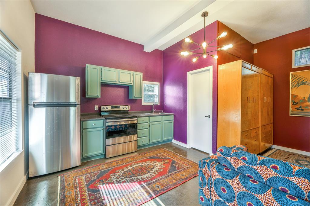 806 E Main Street, Bellville, Texas image 38