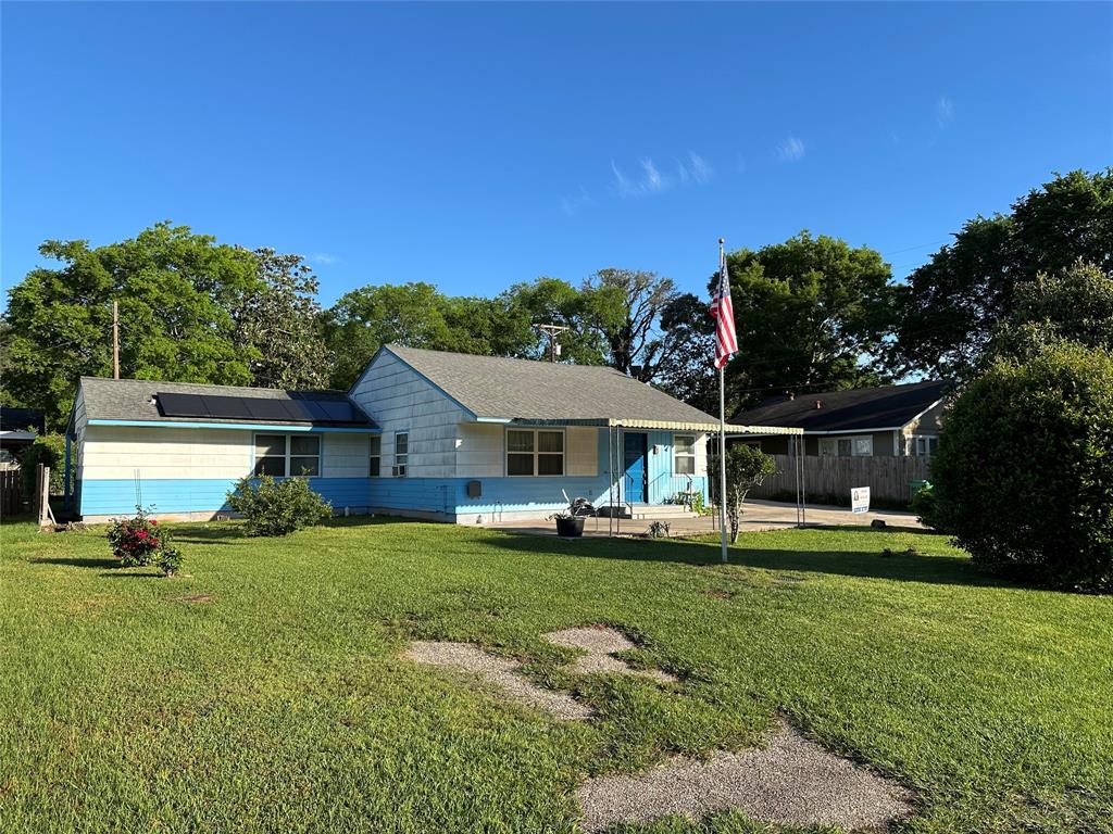 View Cleveland, TX 77327 house