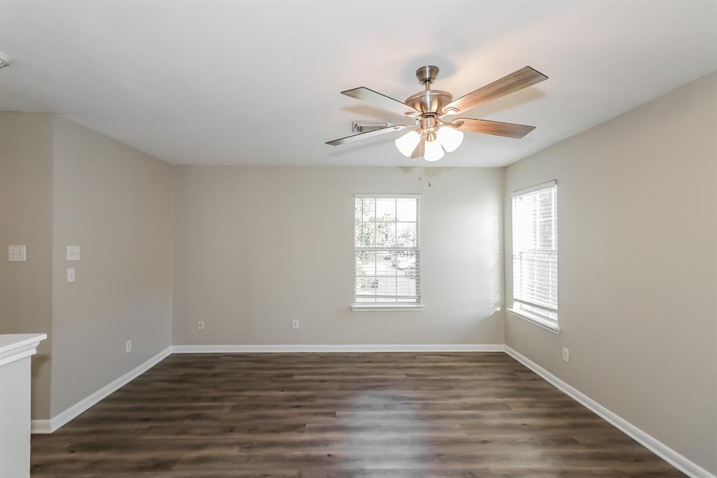 10018 Victoria Point Lane, Houston, Texas image 12
