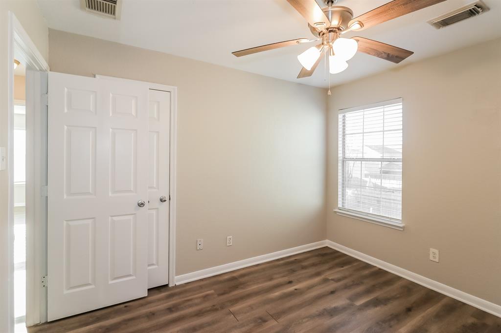 10018 Victoria Point Lane, Houston, Texas image 16