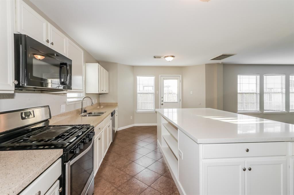10018 Victoria Point Lane, Houston, Texas image 7
