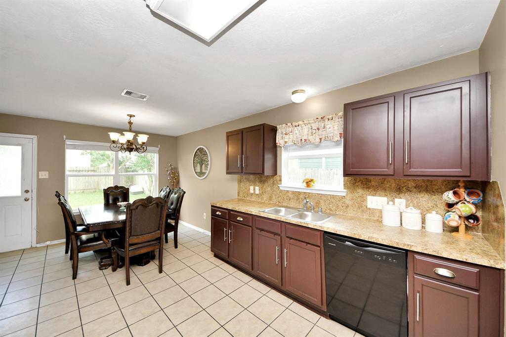 17222 Osprey Landing Drive, Hockley, Texas image 21