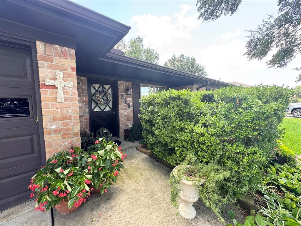213 Temperance Lane