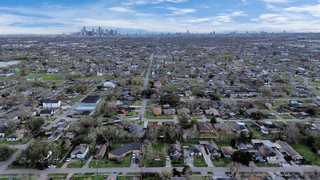 810 Neyland Street, Houston, Texas image 20