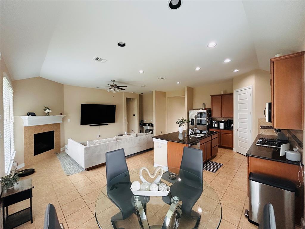 5902 Skylar Meadows Court