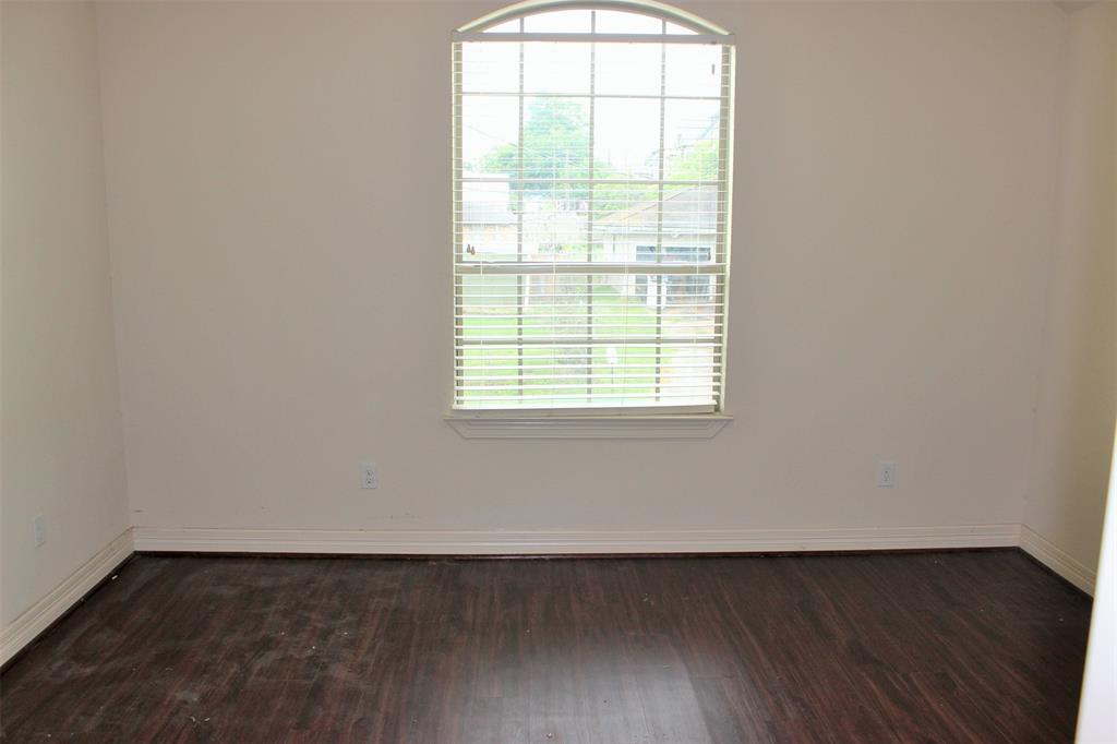 210 S Tesch Street, Bellville, Texas image 23