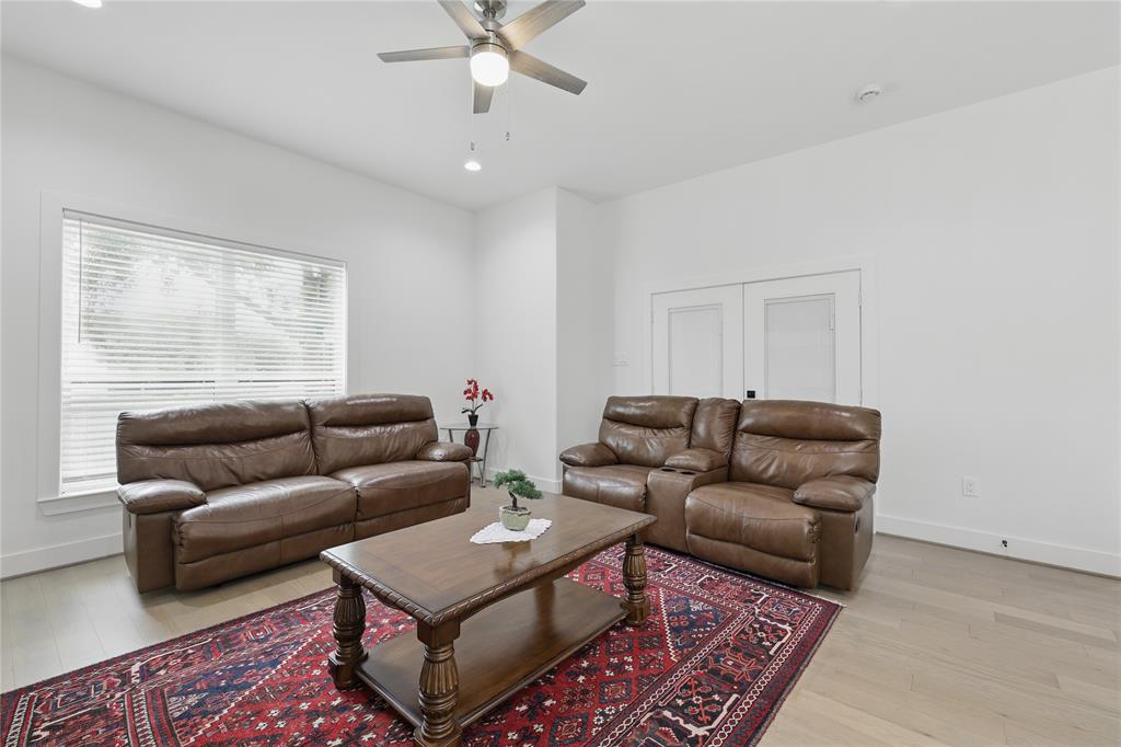 8617 Kari Court, Jersey Village, Texas image 10