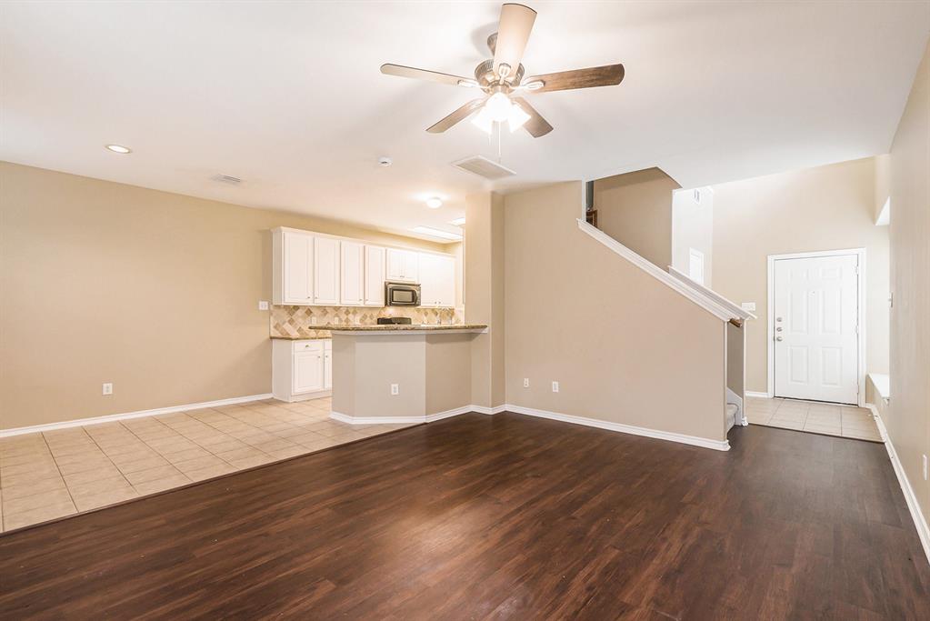 118 N Camellia Grove Circle