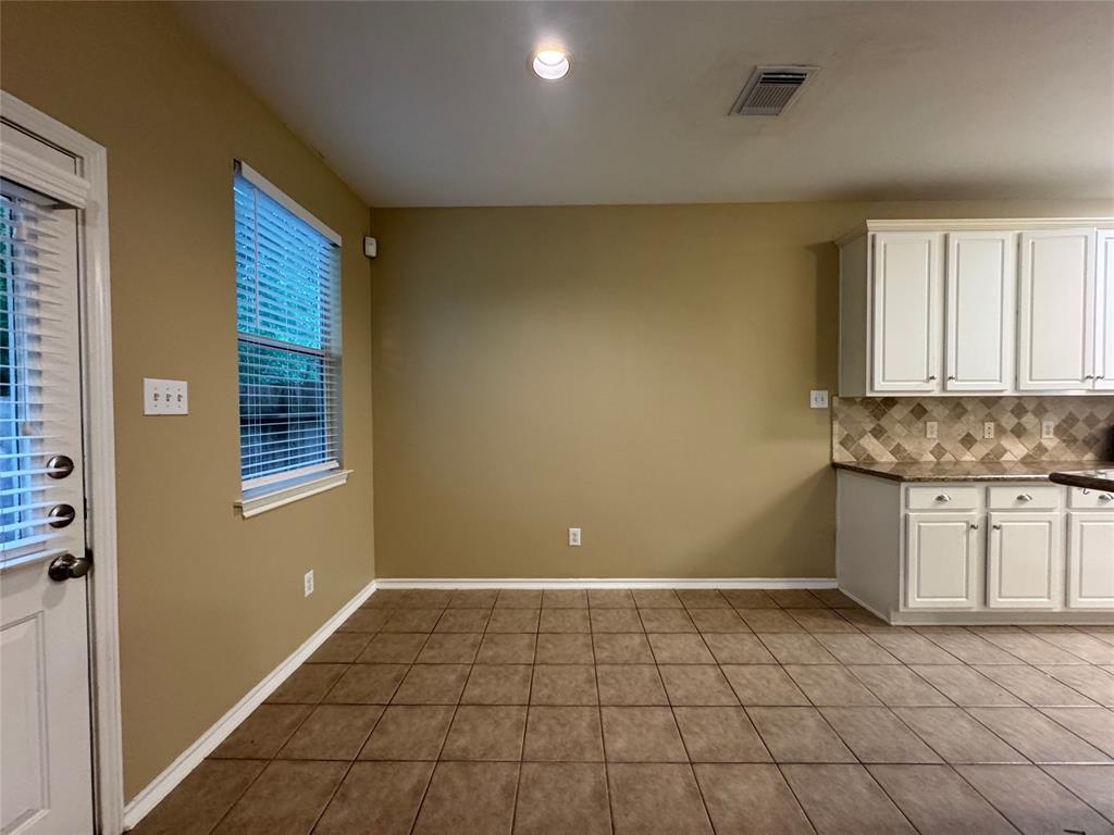 118 N Camellia Grove Circle