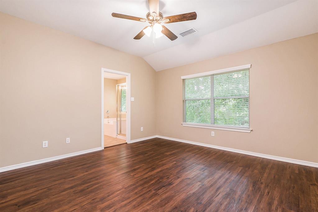 118 N Camellia Grove Circle, The Woodlands, Texas image 6
