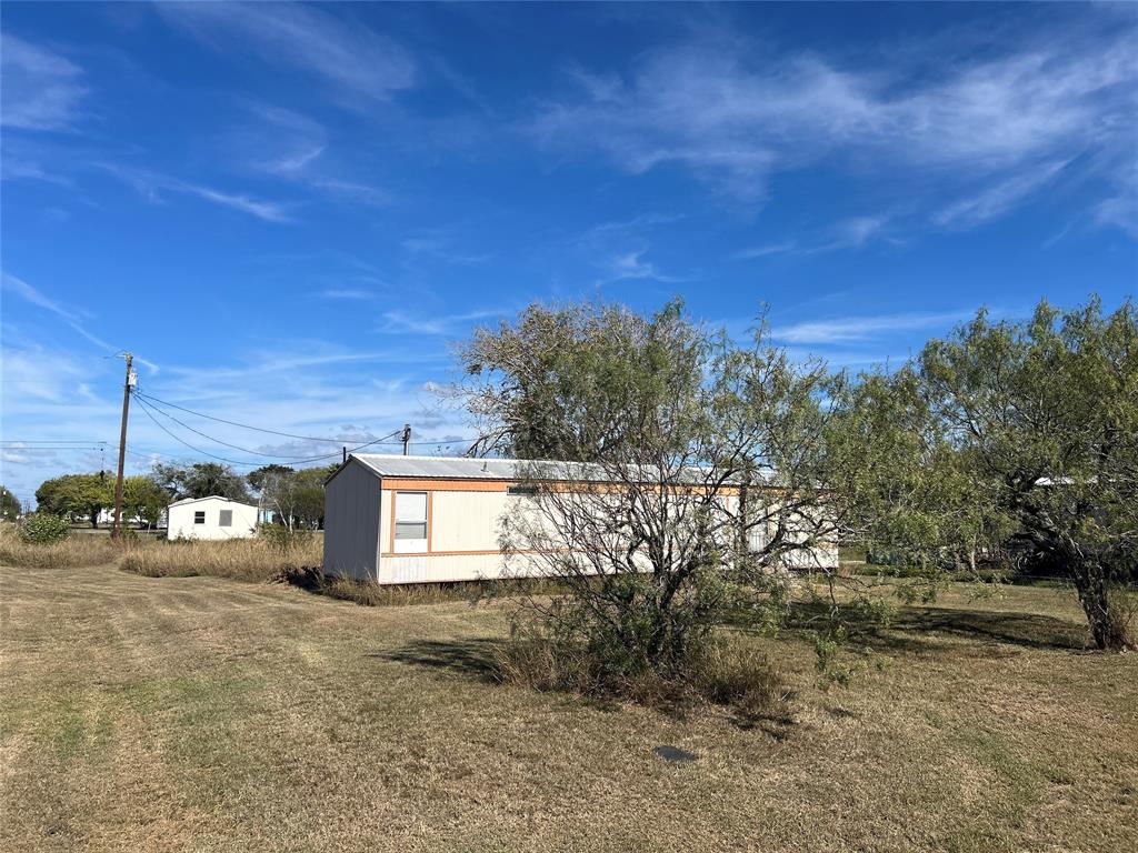 608 W Baltimore Avenue, Seadrift, Texas image 17