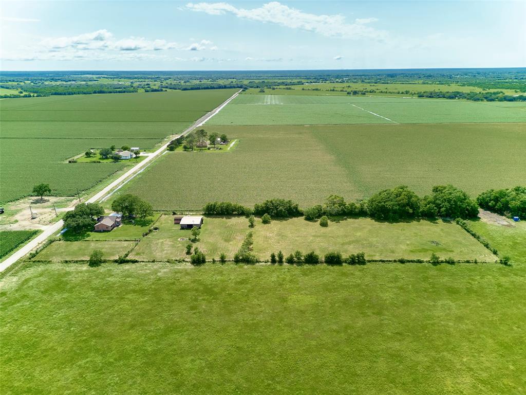 27924 County Road 21, Damon, Texas image 38