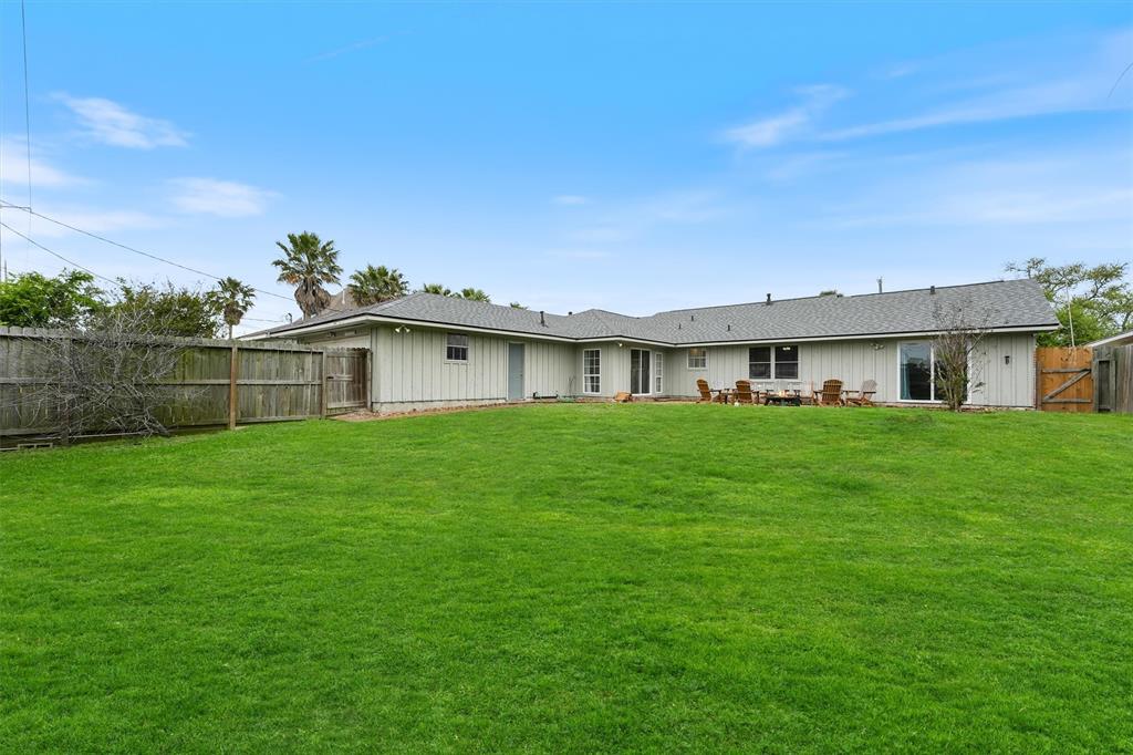 9 South Shore Drive, Galveston, Texas image 24