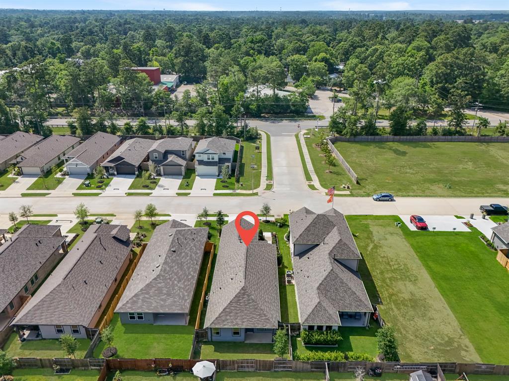1662 Portia Lane, Conroe, Texas image 32