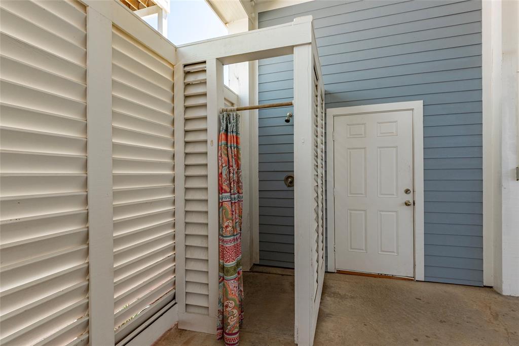 11706 Opihi, Galveston, Texas image 35
