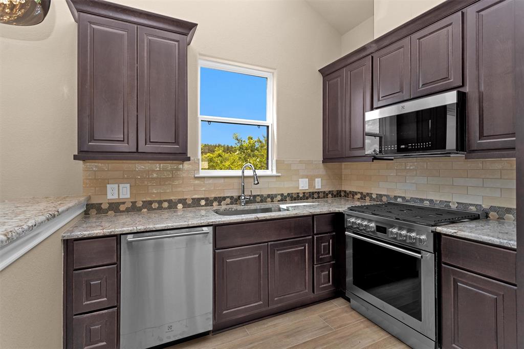 16081 Forest Mill Road, Willis, Texas image 31
