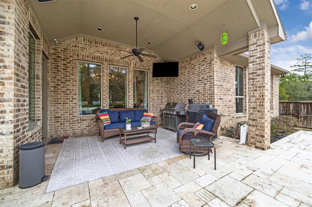 6214 Emerald Bay Point Lane, Kingwood, Texas image 30