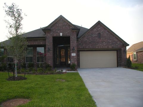 A home in Rosharon