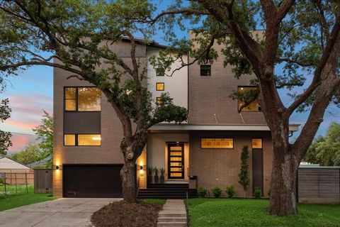 Single Family Residence in Houston TX 2026 Macarthur Street.jpg
