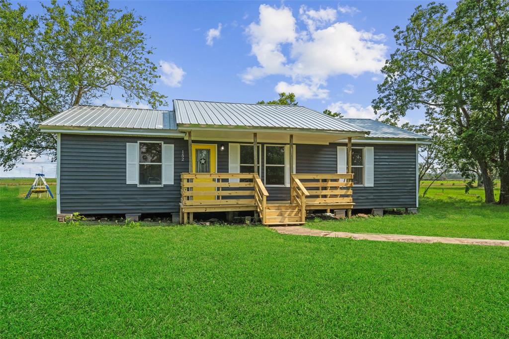 property-search 1 152 Country Oaks Street