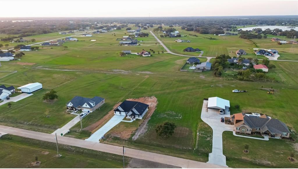 732 Angus Trail, Angleton, Texas image 25