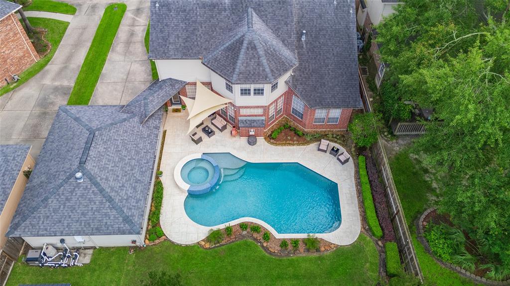 6411 Longflower Lane