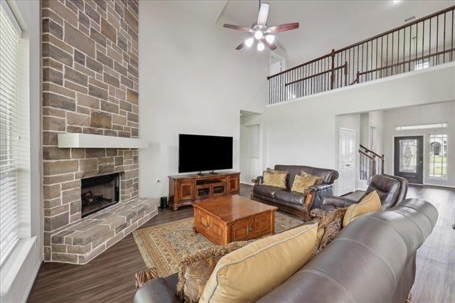 2498 Diamond D Drive, Beaumont, Texas image 5