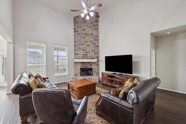 2498 Diamond D Drive, Beaumont, Texas image 4