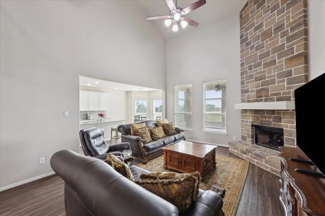 2498 Diamond D Drive, Beaumont, Texas image 6
