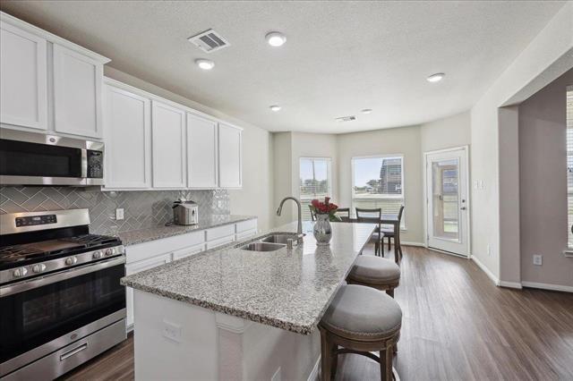 2498 Diamond D Drive, Beaumont, Texas image 12