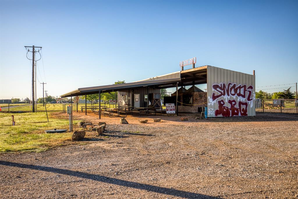 9234 Slovacek Road, Snook, Texas image 19