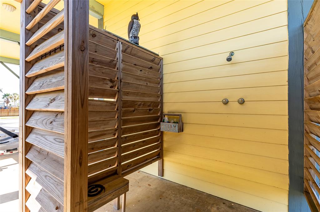 1310 Albermarie, Port Bolivar, Texas image 39