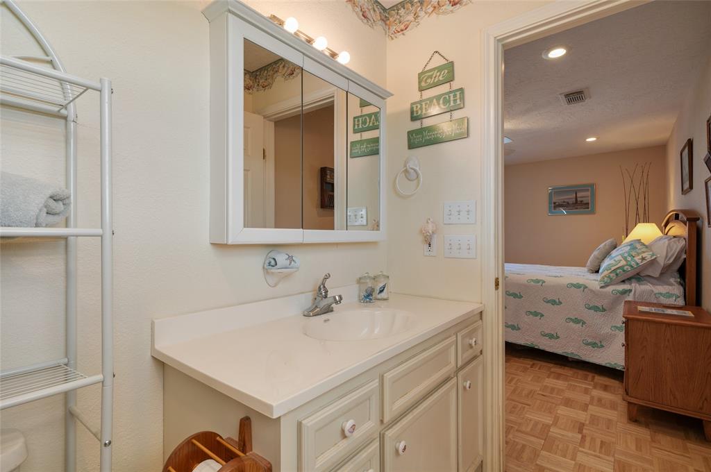 1310 Albermarie, Port Bolivar, Texas image 32