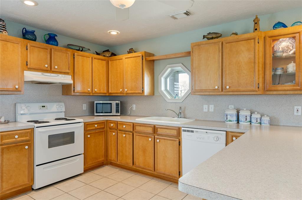 1310 Albermarie, Port Bolivar, Texas image 24