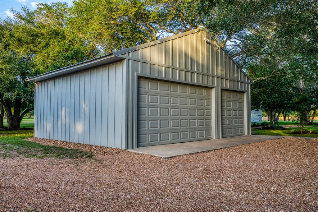 1585 Round Top Road, Round Top, Texas image 35