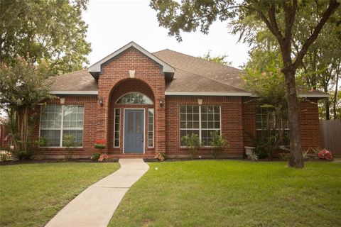 Photo of 8615 Mile Run Road, Humble, TX 77346 (MLS # 84450082)