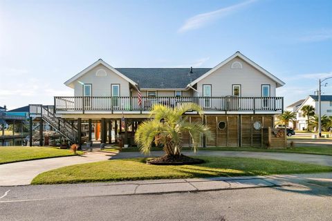 A home in Tiki Island