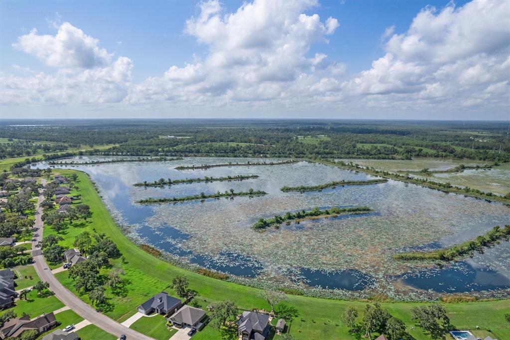 2527 Turberry Drive, West Columbia, Texas image 49