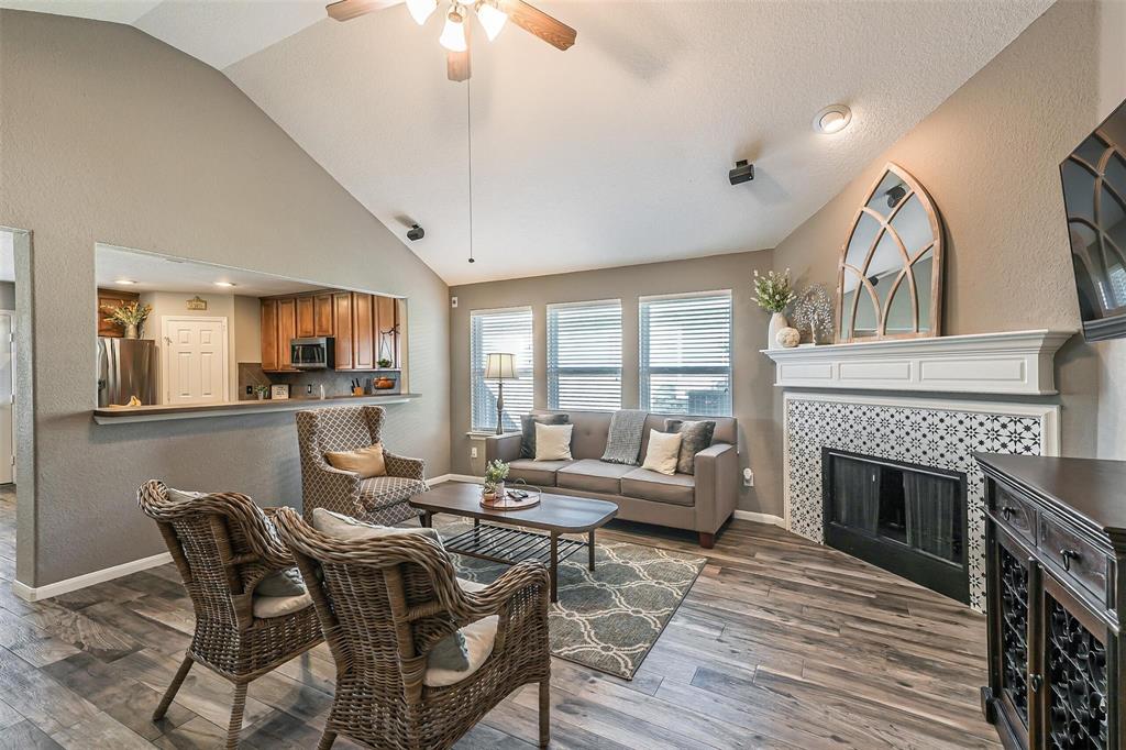 2957 Water Willow Lane, Pearland, Texas image 4