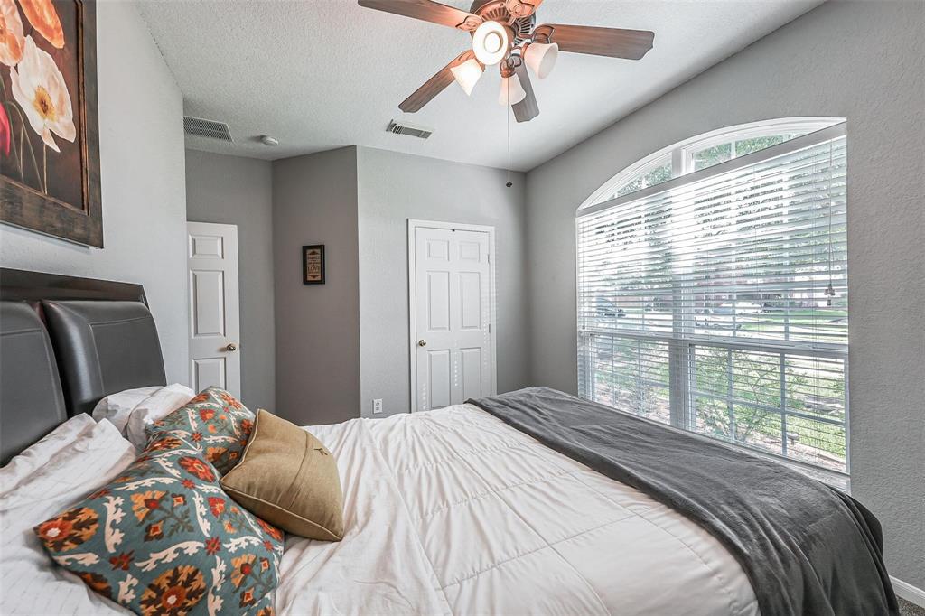 2957 Water Willow Lane, Pearland, Texas image 16