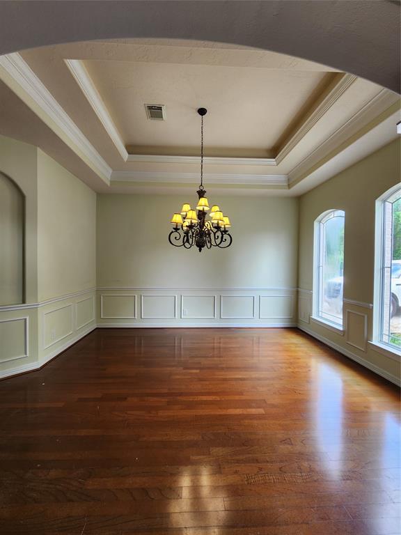 8440 Majestic Lake Court